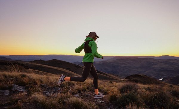 Women's Seek Trail Running Shoe | Grenadine/Ocean Depths